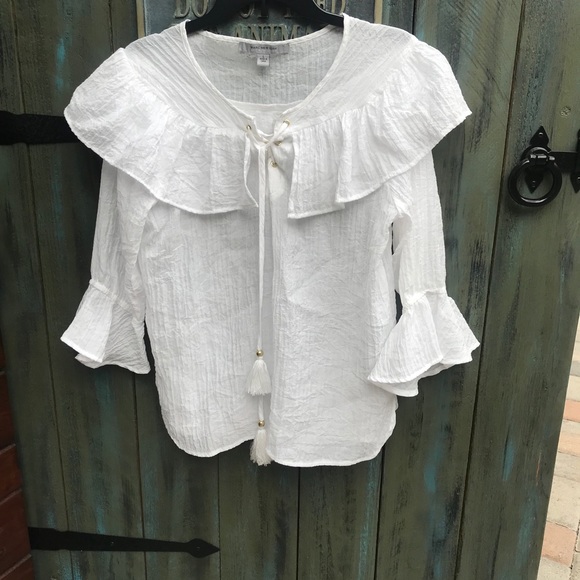 Gorgeous White Blouse - Picture 3 of 5